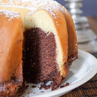 Classic Sponge Vanilla Marble Cake