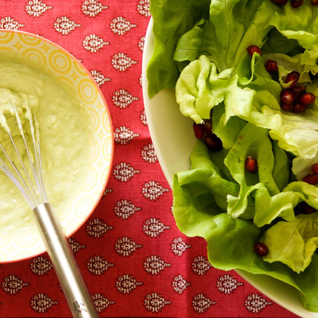 Avocado-Dressing mit Zitrone und Joghurt