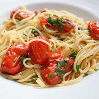 Spaghetti with Anchovies (Spaghetti con Acciughe) and tomatoes