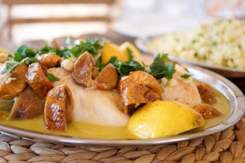 Hähnchen mit getrockneten Feigen, Honig und Zitrone