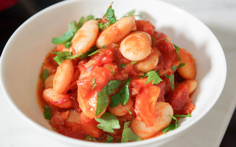 Gigantes Plaki - Gebackene Bohnen in Tomatensoße Rezept
