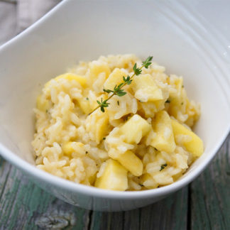 Pastinaken Apfel Risotto Rezept mit Thymian, Rosmarin, und Pinienkernen