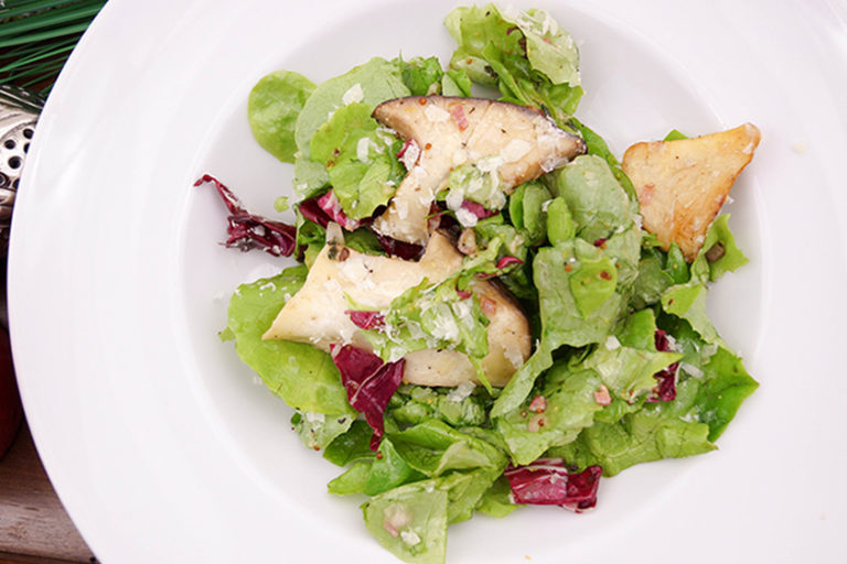 King Trumpet Mushroom Salad