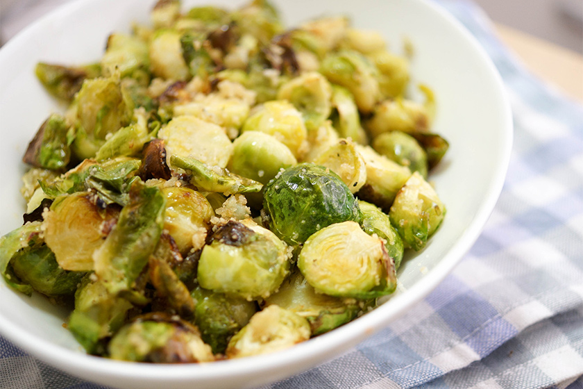 Roasted Brussels Sprouts with Breadcrumbs and Lemon