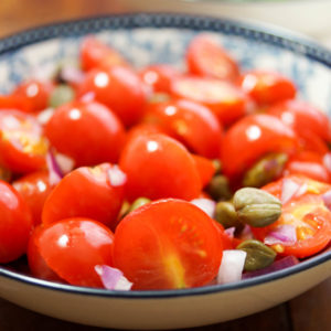 Tomatensalat mit Kapern