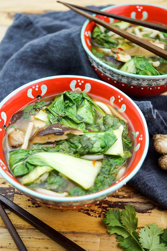 Asiatische Suppe Mit Udon Nudeln Und Pak Choi Rezept Elle Republic