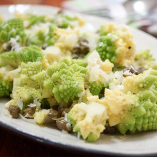 Romanesco sizilianische Art mit Kapern und Zitrone von Elle Republic