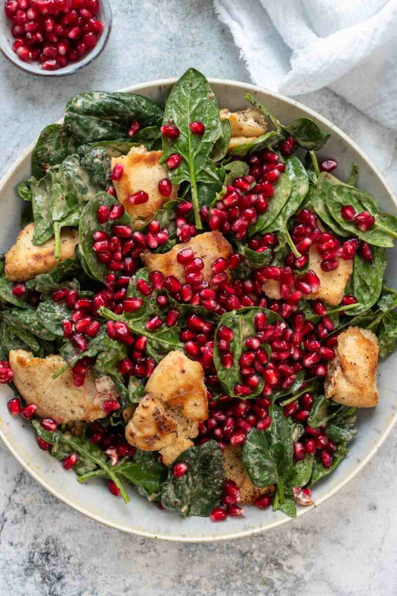 Einfacher Spinat Salat mit Tahin-Dressing