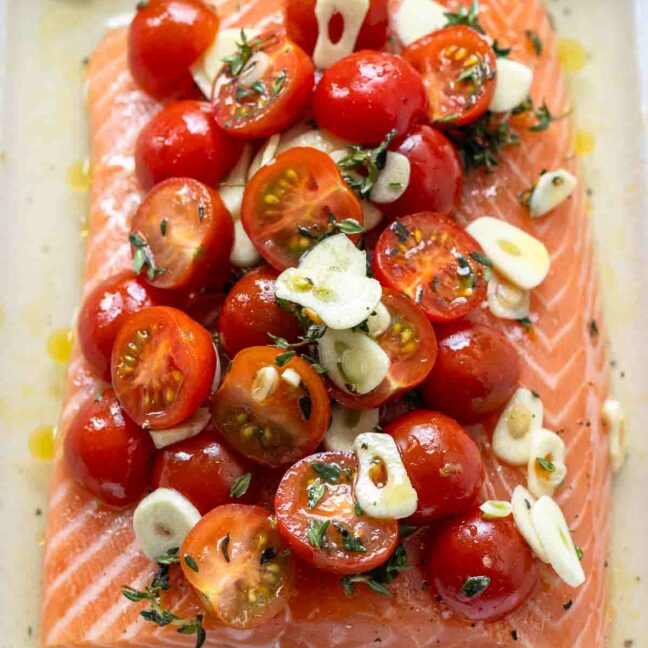 Lachs im Ofen mit Tomaten Lachs im Ofen - einfaches Rezept