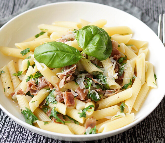 Pasta with Prosciutto and Arugula in a Lemon-Infused White Wine Sauce