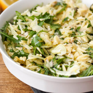 Rezepte Salat mit geräucherter Forelle und Orzo von Elle Republic
