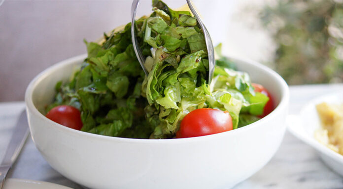 Salat; gesunde Ernährung für Workaholics