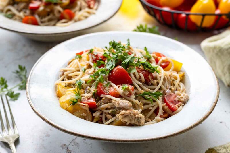 Spaghetti with Tuna and Capers
