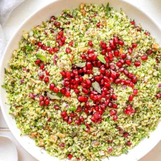 Brokkoli Taboulé mit gerösteten Nüssen