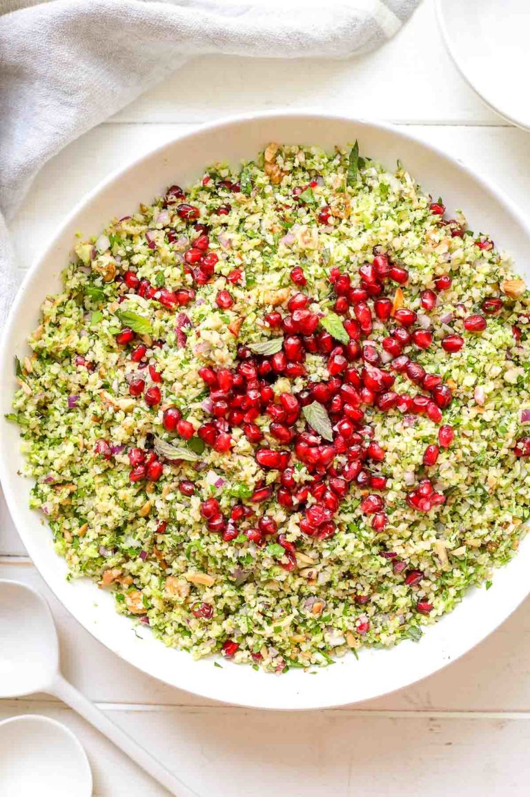 Brokkoli Taboulé mit gerösteten Nüssen