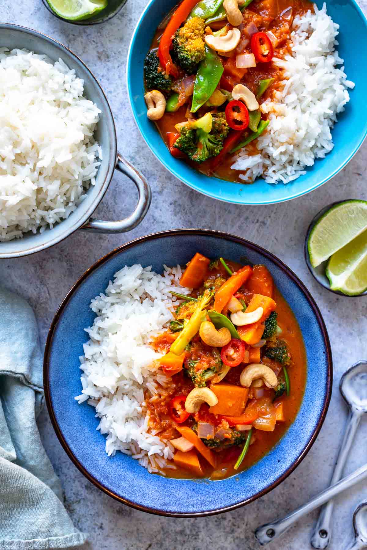 Rotes Thai-Curry Rezept mit Kokosmilch und Gemüse