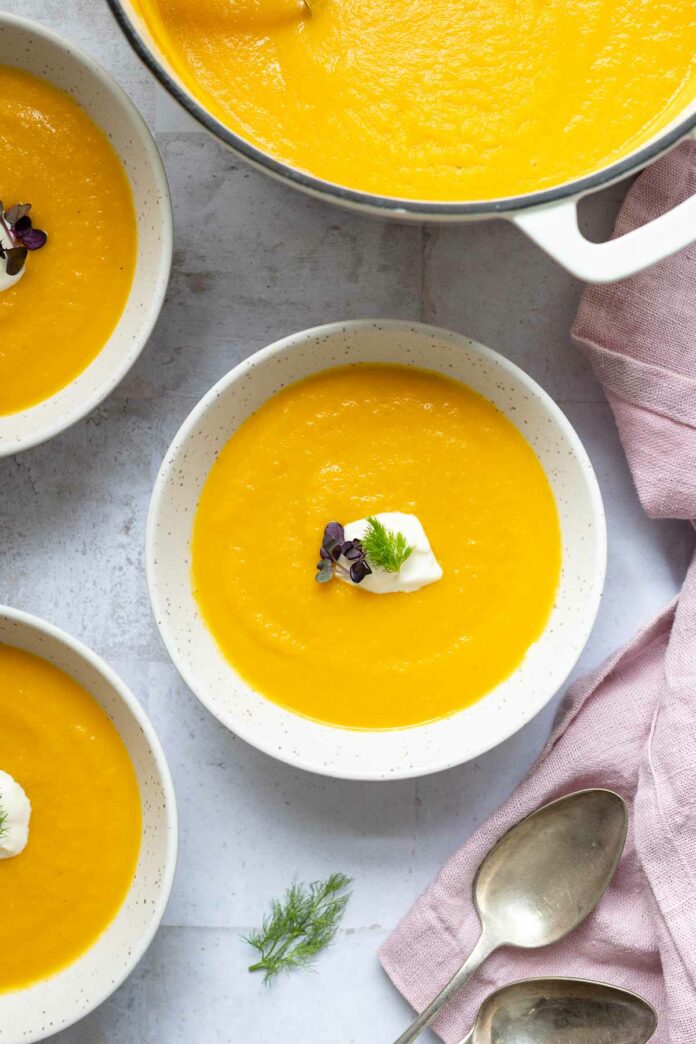 Simple Carrot and Fennel Soup