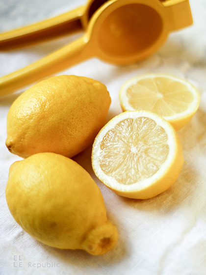 Zitronen für Zitronenwasser