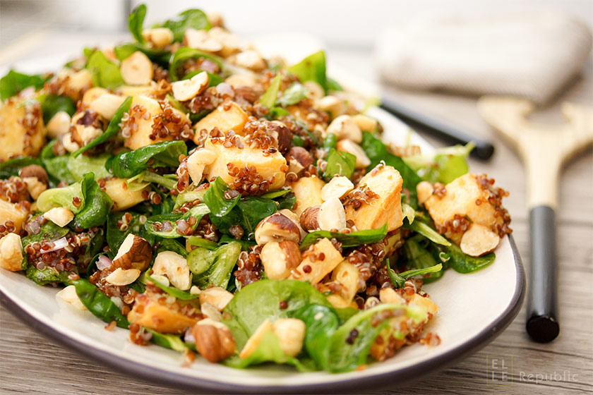 Steckrüben Salat mit Quinoa, Pastinaken, Haselnüssen, Honig, Feldsalat, vegetarisch