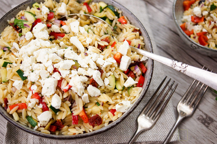 Orzo Salad with Asparagus, Artichoke Hearts and Feta