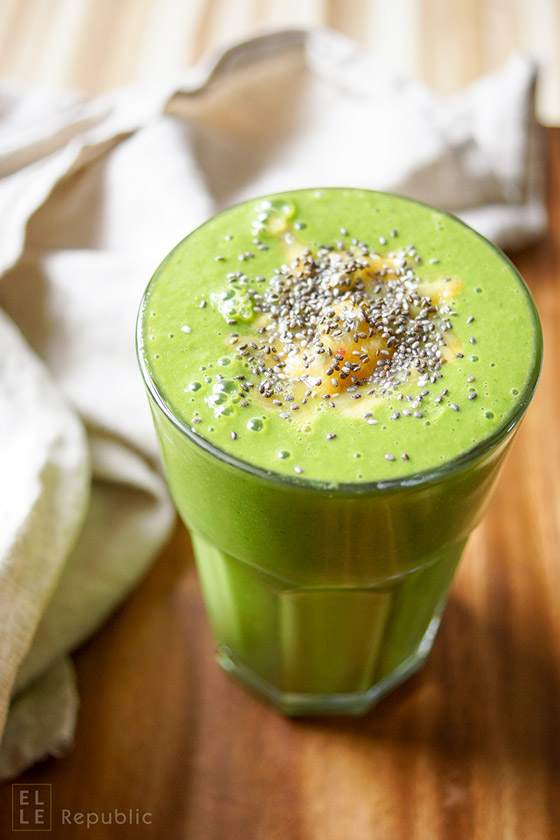 Mango Spinach Smoothie with Yoghurt | Elle Republic