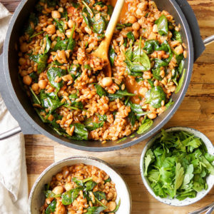 Gruenkern/Grünkern Pilaw mit Spinat und Kichererbsen Rezept
