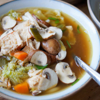 Rezept für Asiatische Hühnersuppe mit Udon Nudeln