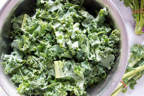 Grünkohlsalat mit geröstete Rote Bete und Süßkartoffel | Elle Republic