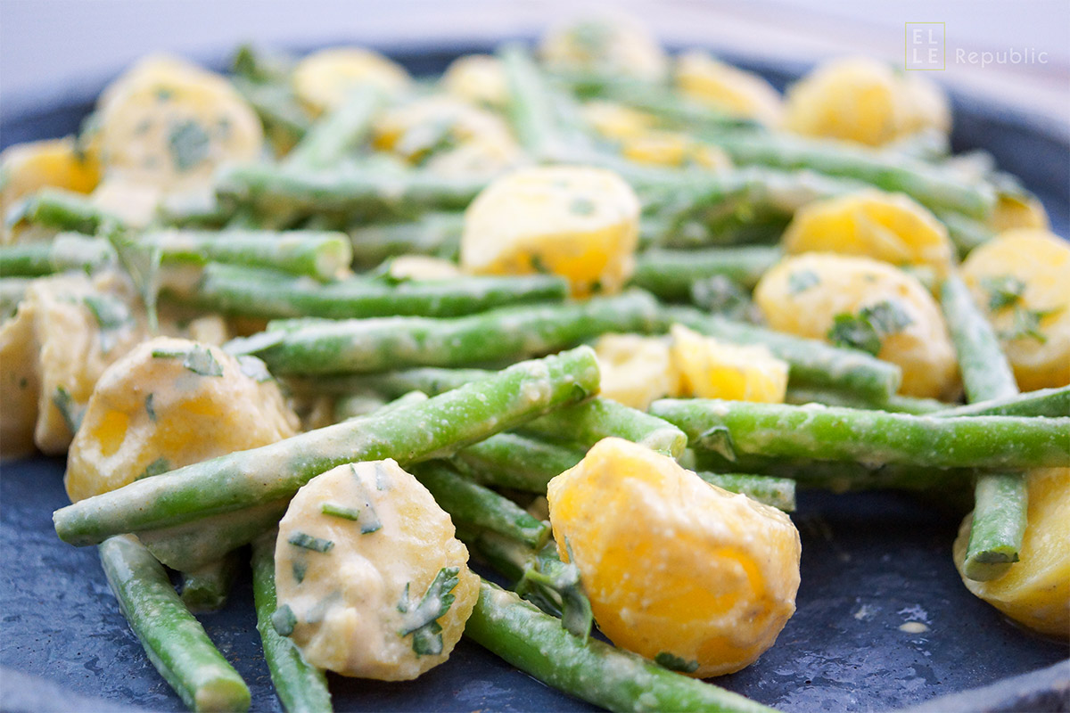 Grüne Bohnen und Kartoffeln mit Tahin-Dressing | Rezept | Elle Republic