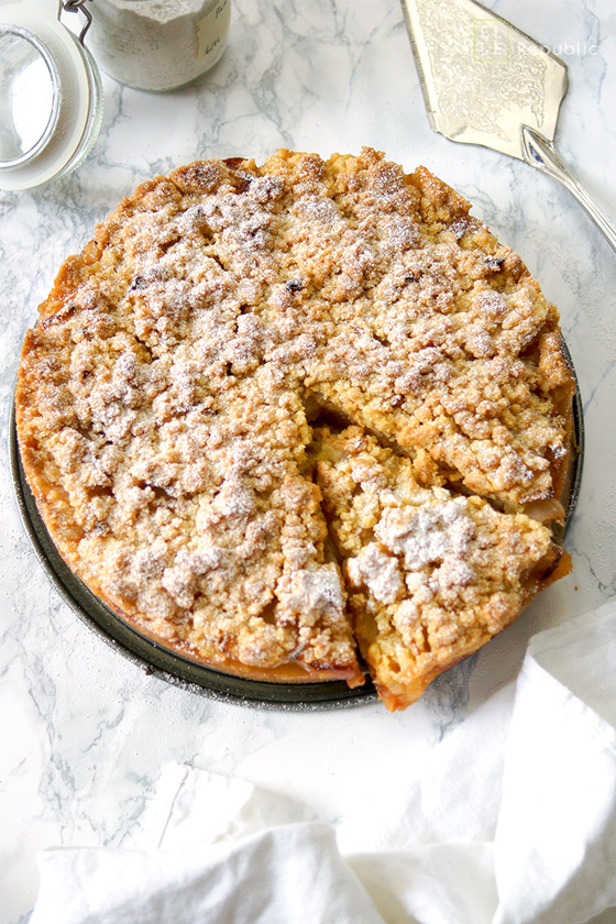 Omas Apfelkuchen mit Streusel, Apfelkrümel Rezept