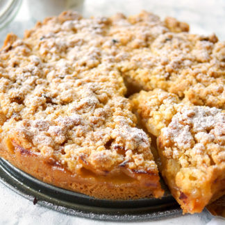 Oma’s Apple Crumble (APFELKRÜMEL)