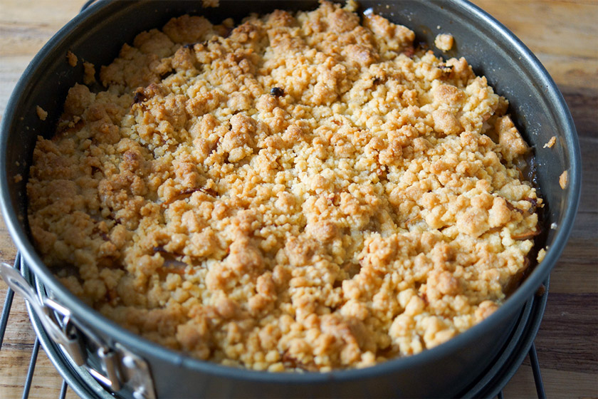 Apfelkuchen direkt aus dem Ofen