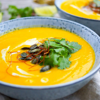 Thai Kürbis-Möhren-Suppe Rezept, vegan, low-fat, Butternusskürbis, Butternut-Kürbis