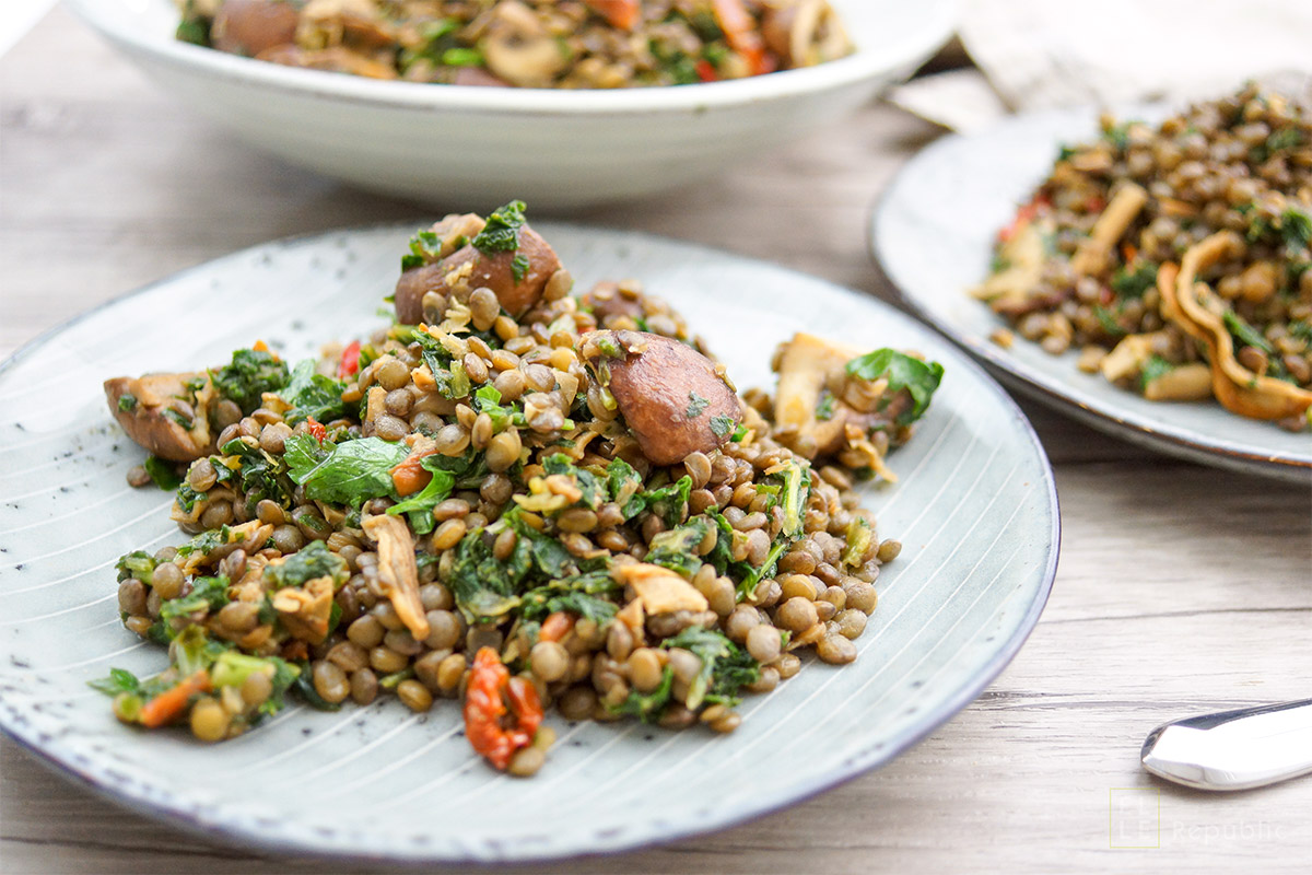 Puy Lentils with Mushrooms and Kale