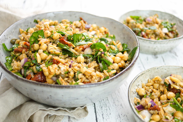 Mediterranean Grünkern and Chickpea Salad