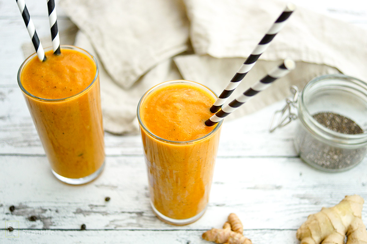 Coconut Turmeric Papaya Smoothie | Elle Republic