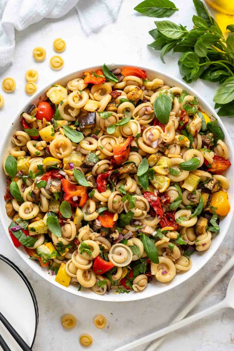 Mediterraner Nudelsalat mit Ofengemüse Rezept mit Paprika, Aubergine, Zucchini
