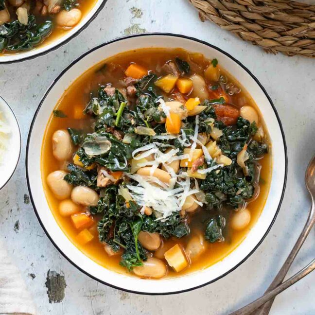 Ribollita Rezept (Toskanische Bohnensuppe mit Schwarzkohl