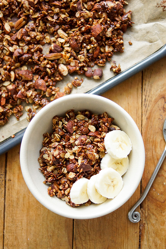 Gerste Granola Mit Mandeln Und Schokolade Rezept Elle Republic