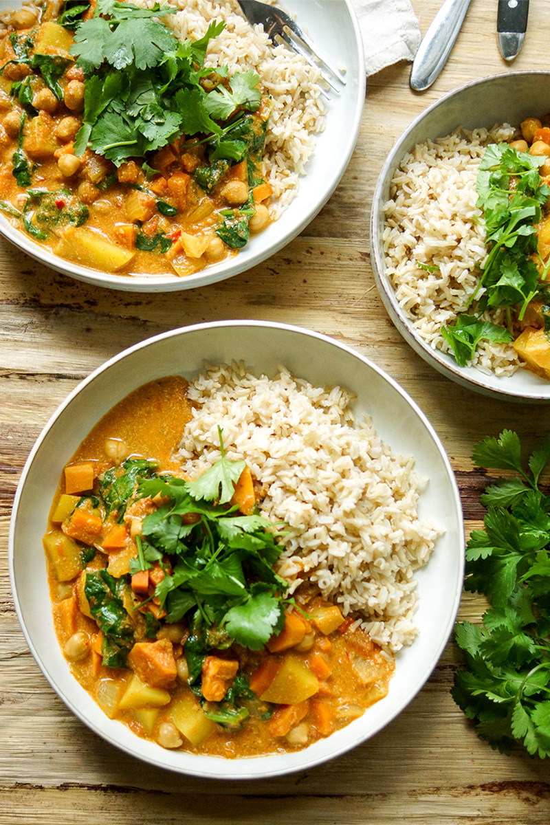 Cremiges Kokos Kichererbsen Curry mit Süßkartoffeln Rezept