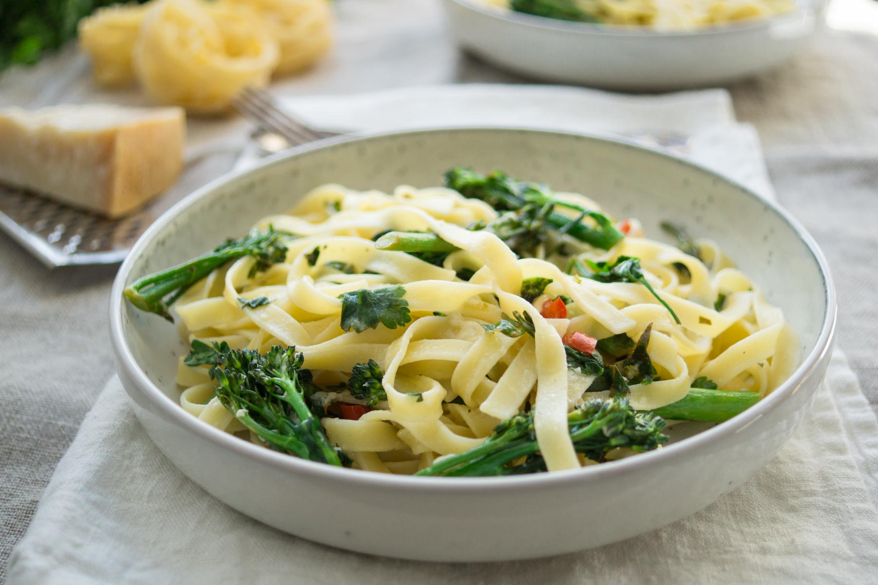 Brokkoli Pasta Mit Zitrone Chili Rezept Elle Republic