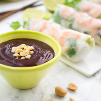 Hoisin-Erdnusssauce mit Erdnussbutter Rezept und Thai Sommerrolls