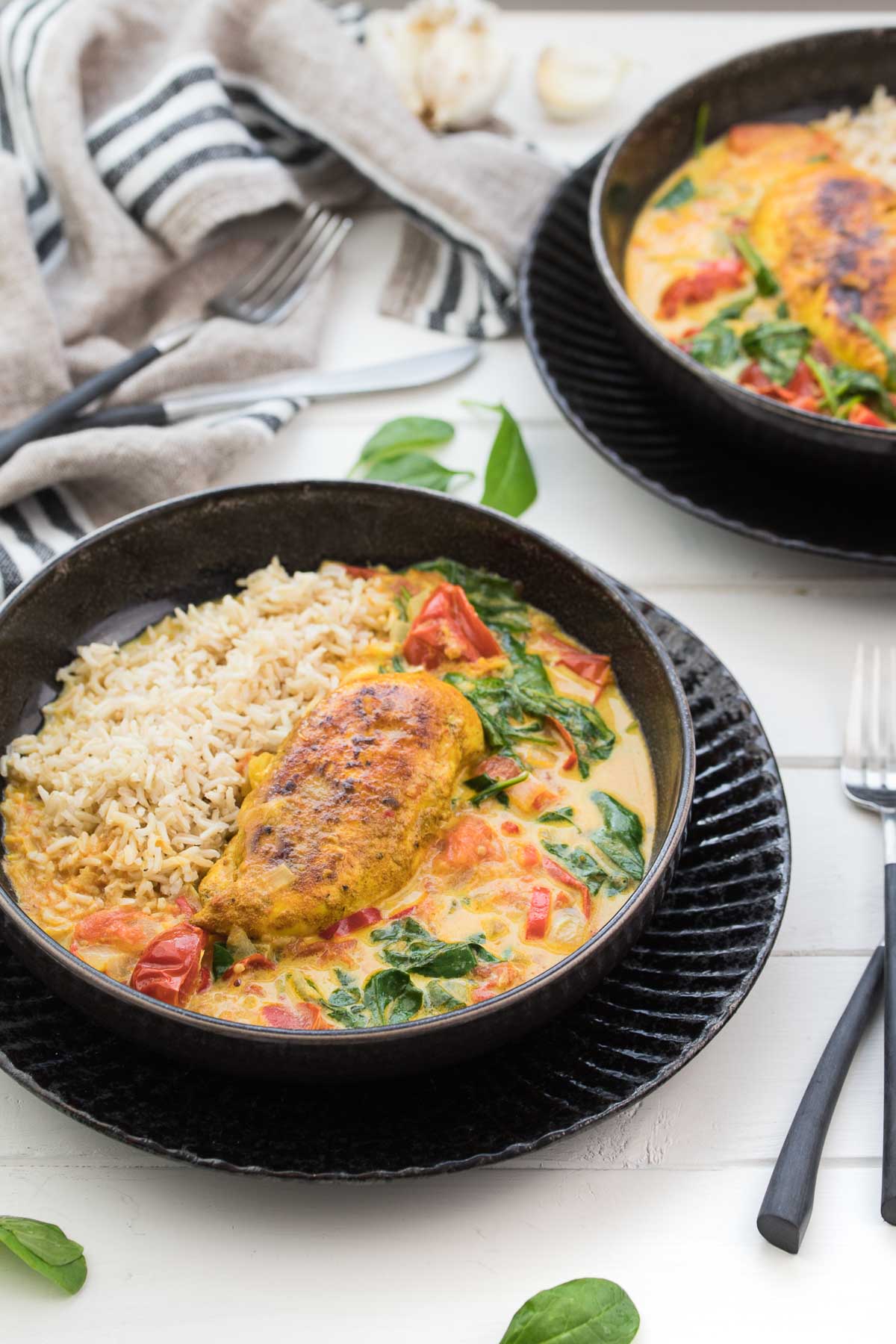 top rezepte: Pikante Hähnchenpfanne mit Kokos &amp; Tomaten