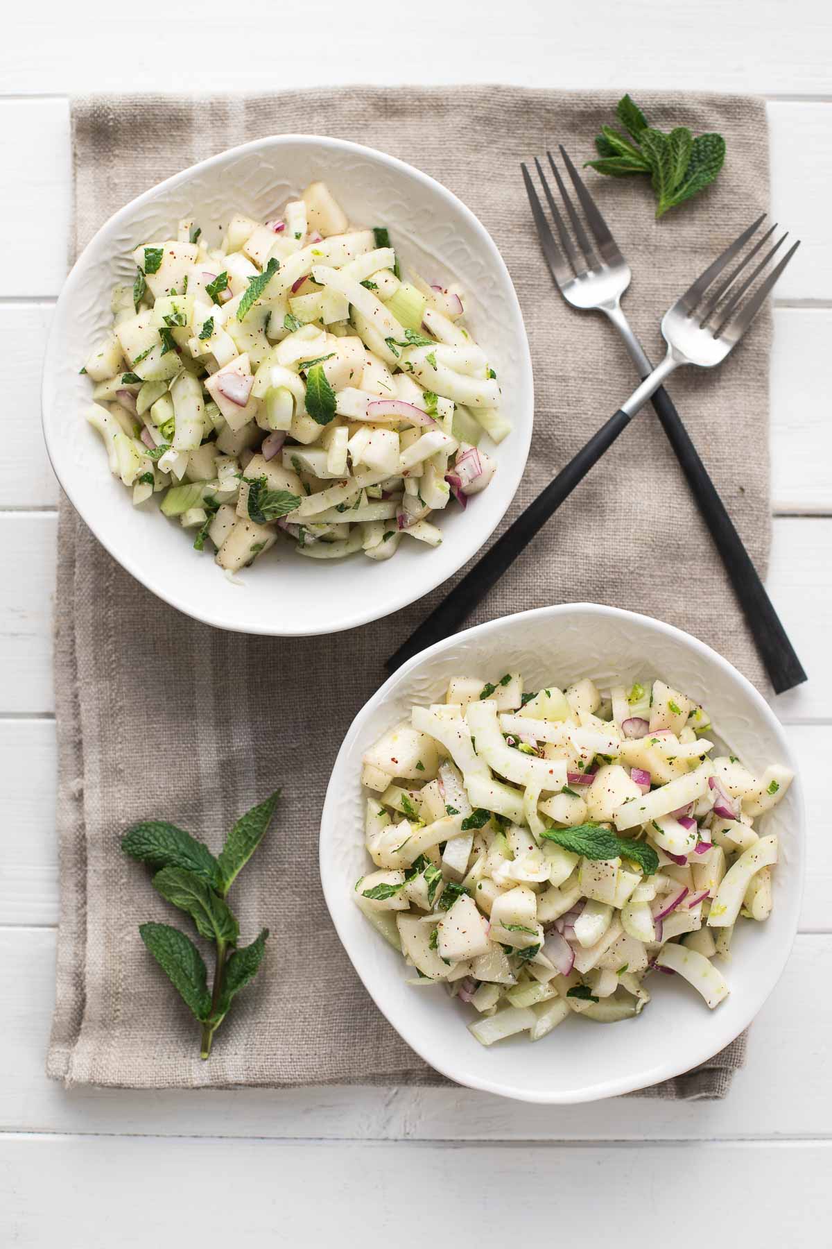 Fenchelsalat mit Birne, Minze und Sumach Rezept | Elle Republic