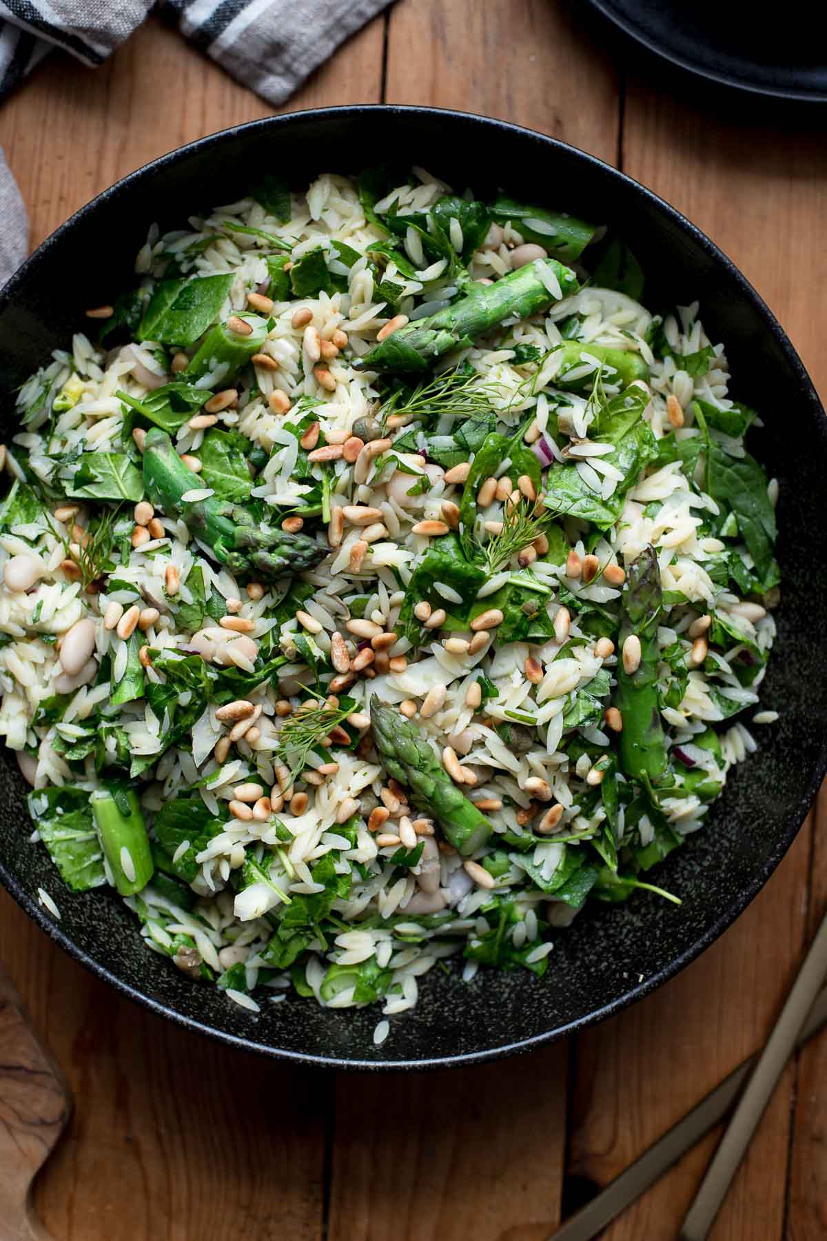 Orzo-Salat mit Spargel | Reisnudel-Rezept | Elle Republic