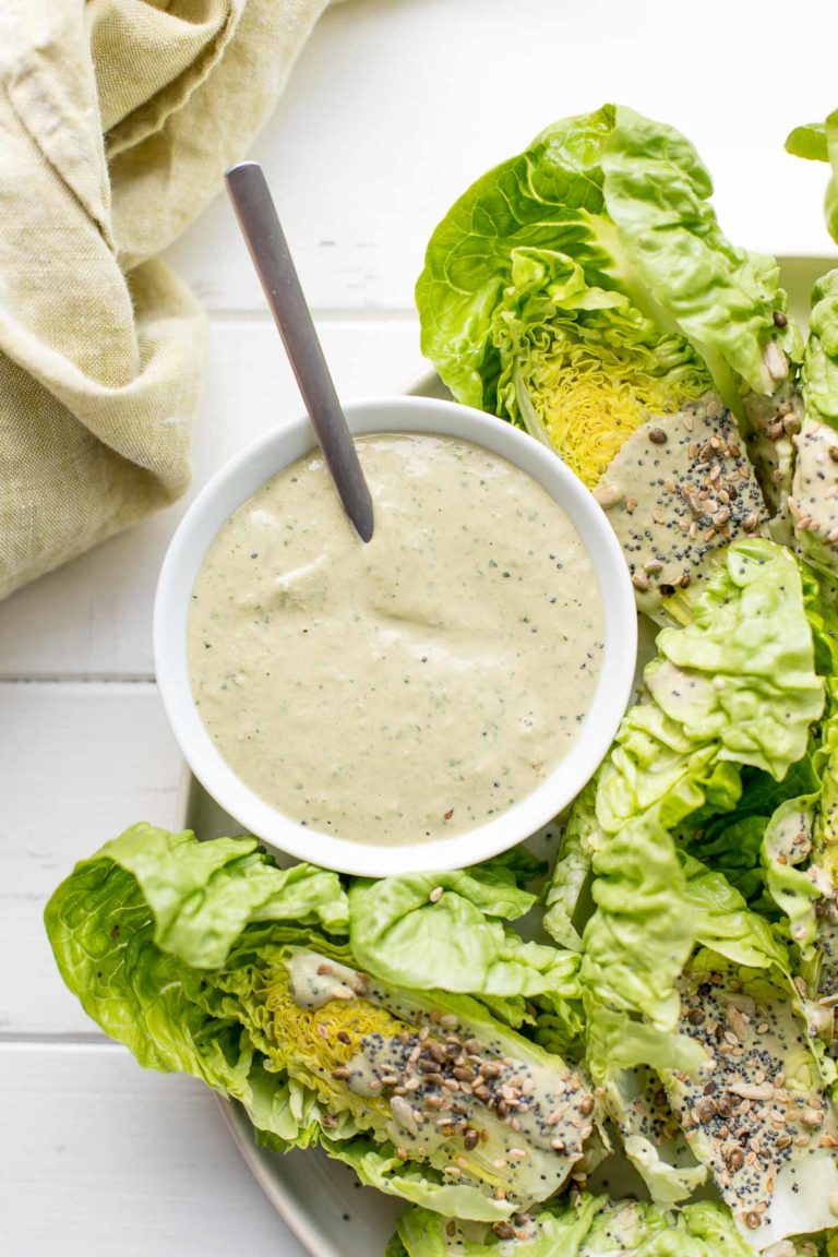 Tahini-Dressing Rezept - Das vielseitige Salat-Dressing
