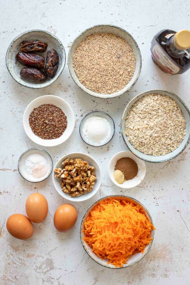 Zutaten für Karottenkuchen ohne Zucker und Mehl