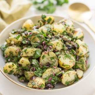 Mediterraner Kartoffelsalat mit Sumach-Dressing, vegane Rezept