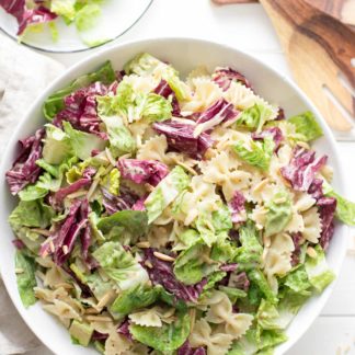 Caesar Pasta Salat with radicchio, almonds, tahini dressing (vegan)