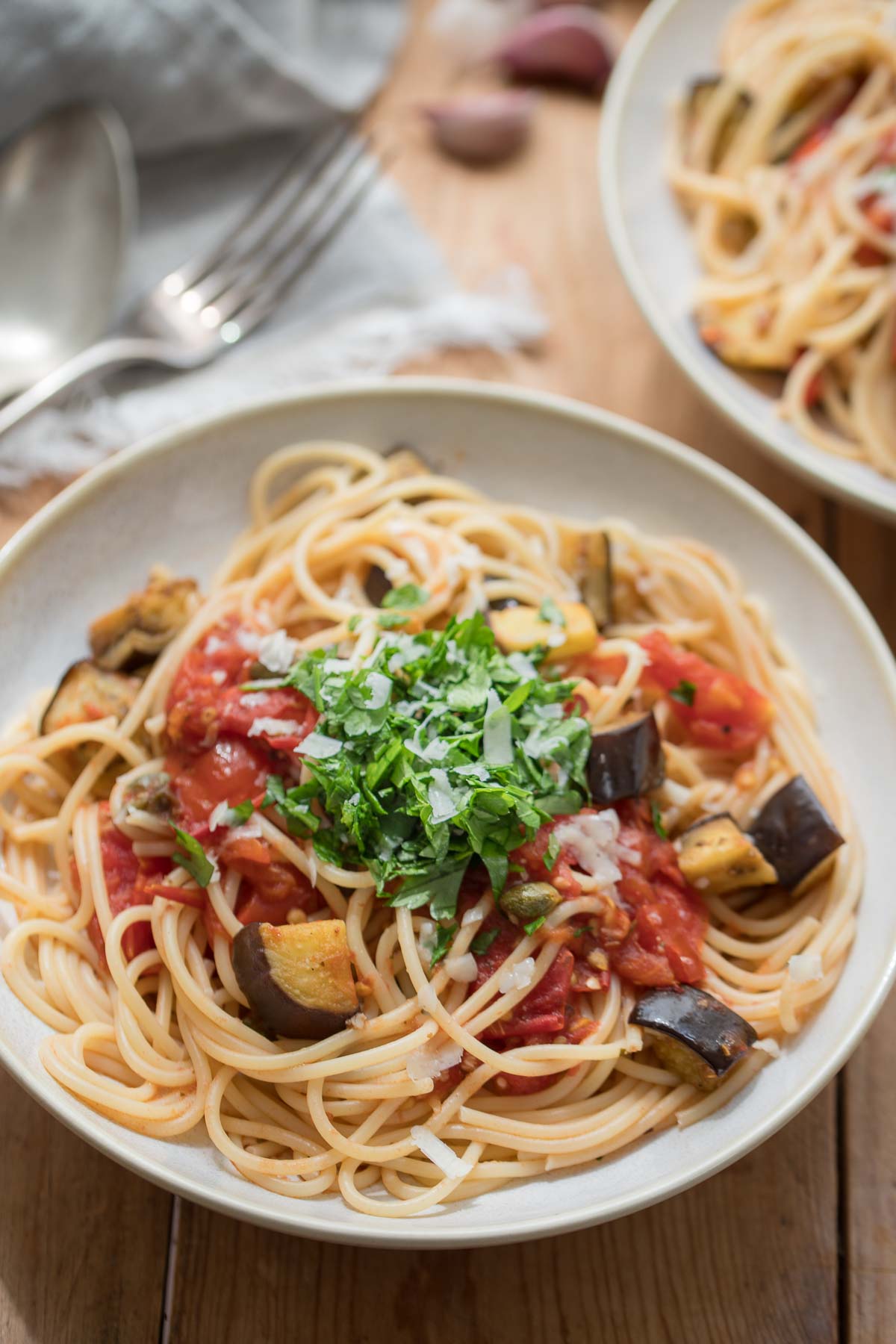 Tomaten-Auberginen-Pasta | Rezept | Elle Republic